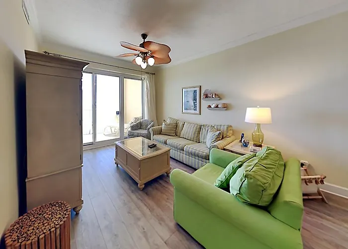 Island Royale Penthouse #405