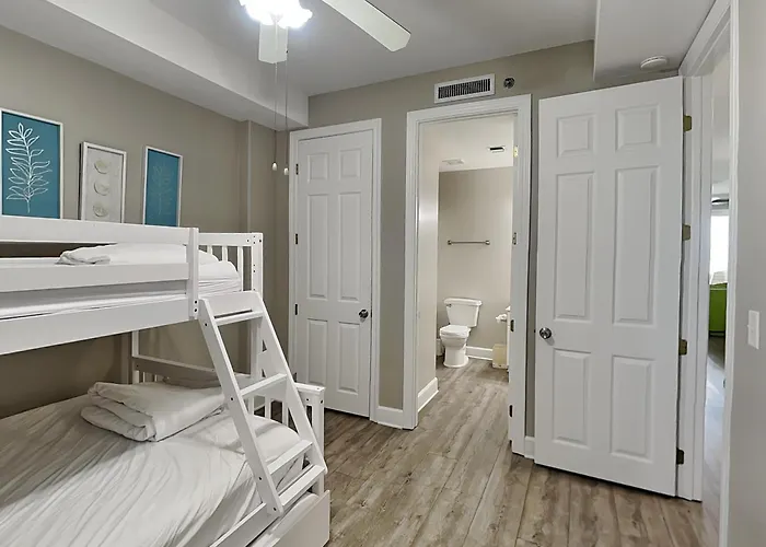 Island Royale Penthouse #405 Apartment *