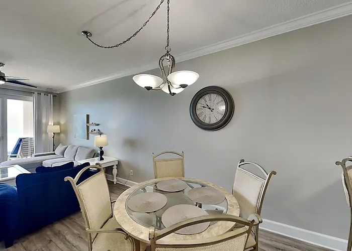 Apartment Island Royale Penthouse #405 *