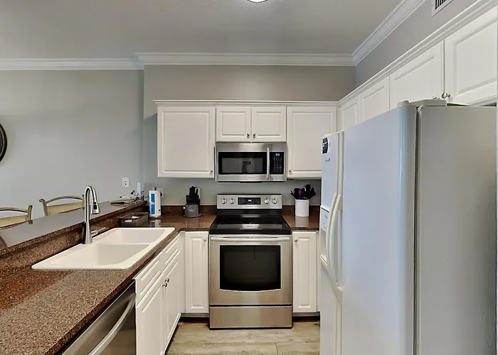 Island Royale Penthouse #405 Apartment *