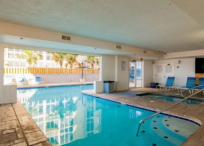 Apartment Island Royale Penthouse #405